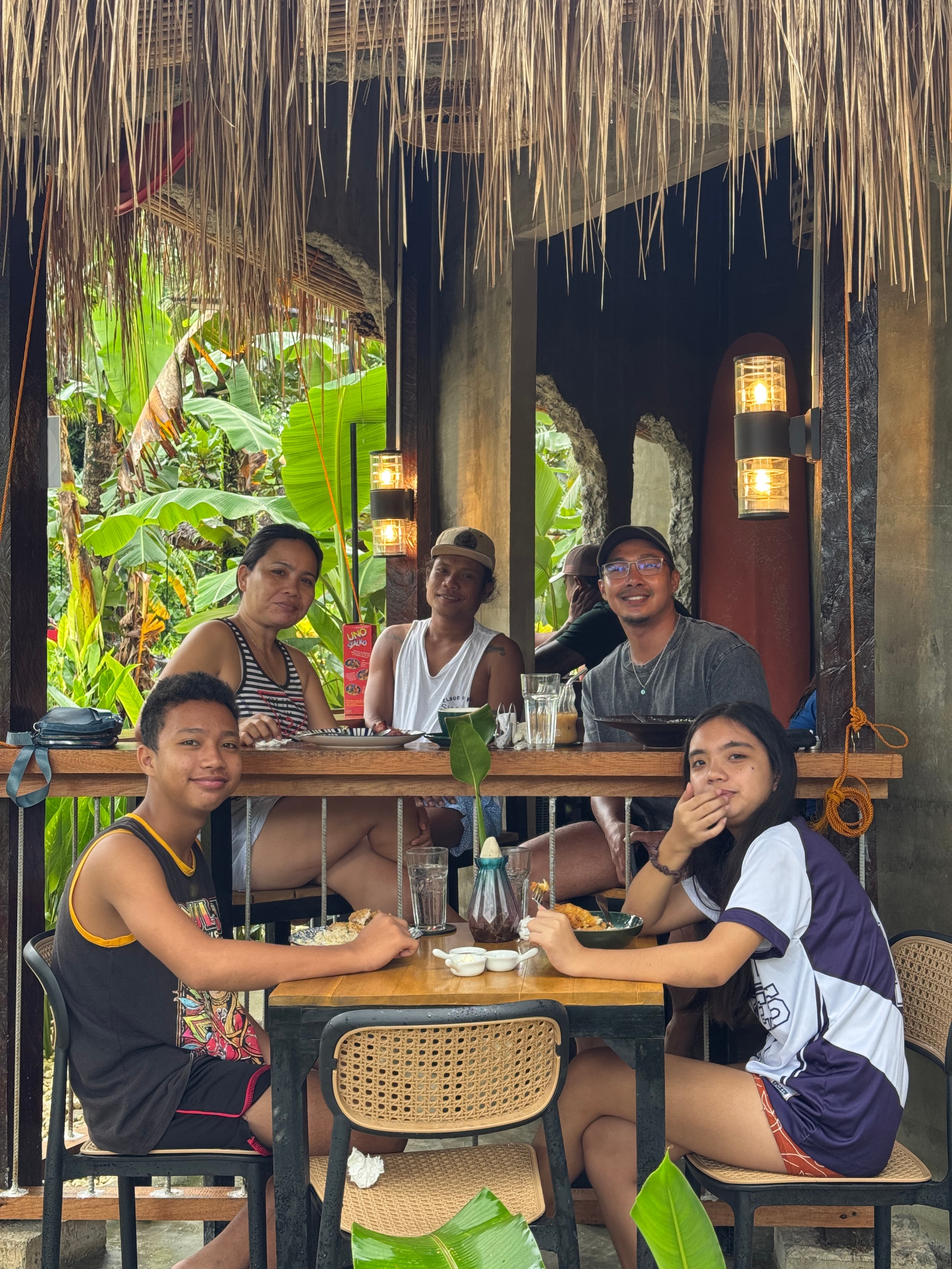 Happy customers at Weekend Cafe